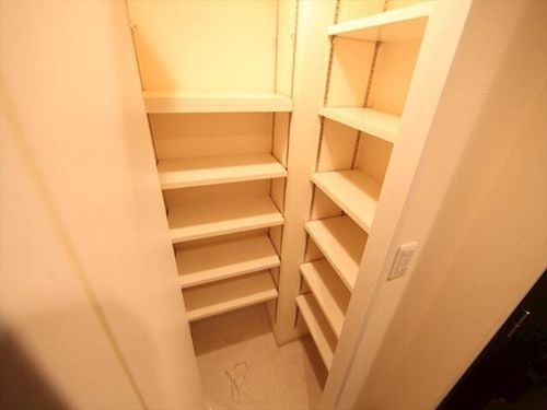 エイペックス名古屋鶴舞公園前の玄関