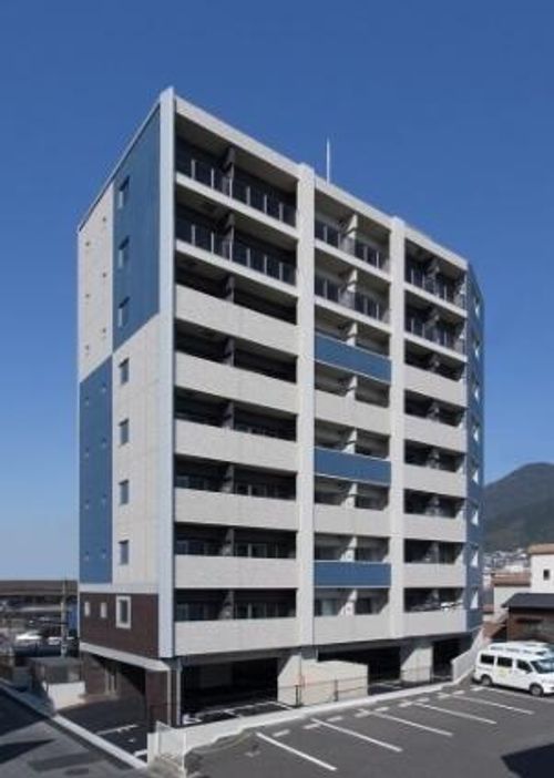 ウイングス重住の外観