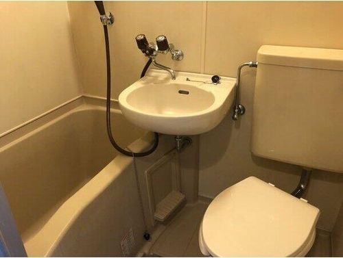 プレジオ本星崎202の風呂