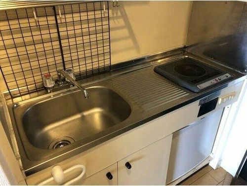 プレジオ本星崎202のキッチン