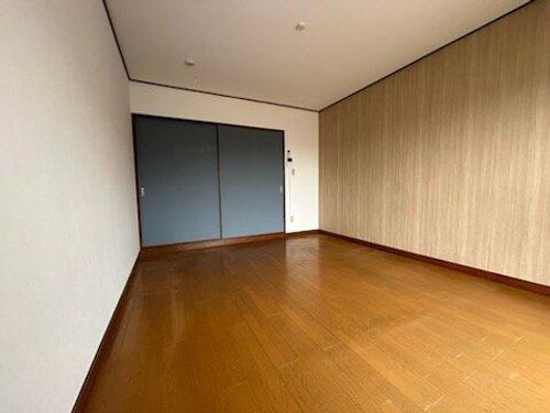 クリエール本山の内装