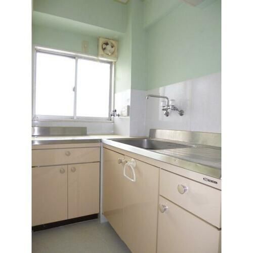 兵庫県神戸市兵庫区上沢通6丁目(マンション)の賃貸物件のキッチン