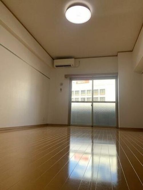 福岡県福岡市博多区中洲5丁目(マンション)の賃貸物件の居間