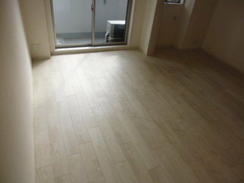 プレサンス栄ブリオの居間