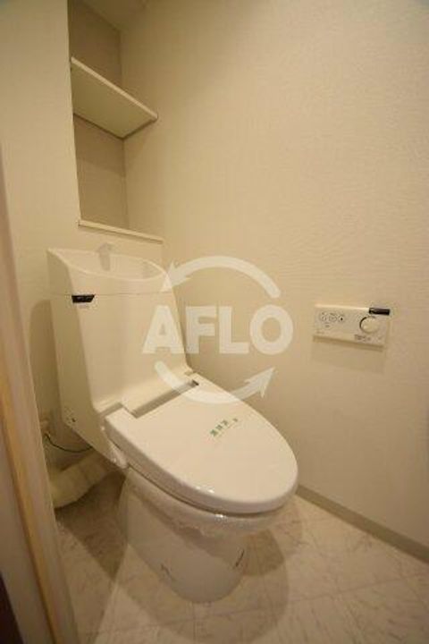 ロイヤルパークス桃坂の内装