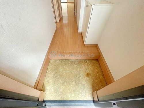 ヨーロピアンシャレー大堀の玄関