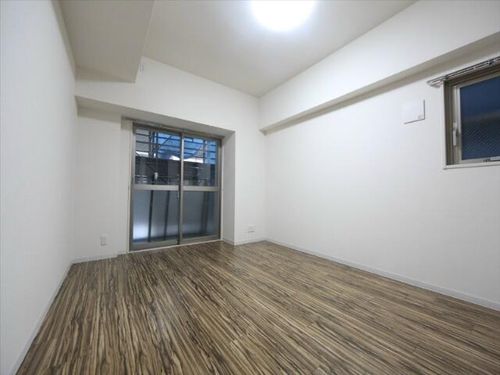 プラチナムの内装