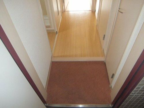 メゾン菊屋の玄関