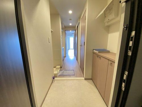 パークアクシス新栄の玄関