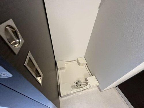 エステムコート名古屋新栄Ⅳネストの玄関