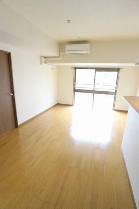 福岡県北九州市小倉北区江南町(マンション)の賃貸物件の居間