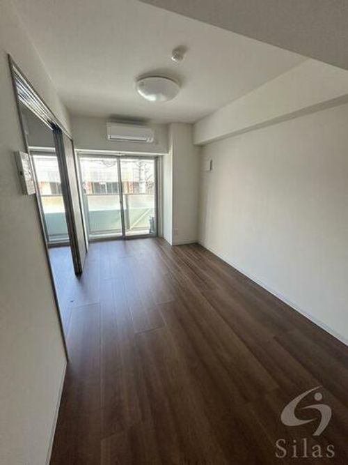 Casa 花車の居間