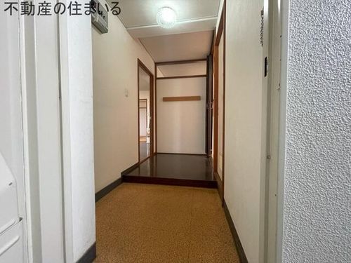 川沿団地E棟の玄関