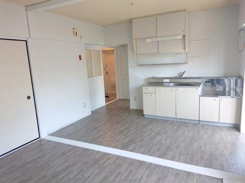 福岡県中間市大字上底井野(マンション)の賃貸物件の居間