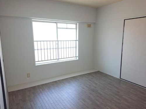 福岡県中間市大字上底井野(マンション)の賃貸物件の内装