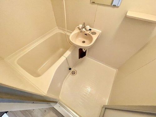 スクエアメゾン阪南の風呂