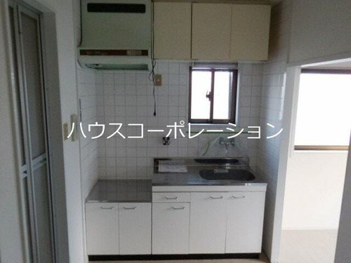 北口ハイツのキッチン