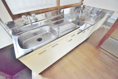 大阪府羽曳野市野々上4丁目(一戸建)の賃貸物件のキッチン