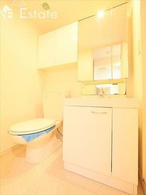 プランタン白金の内装