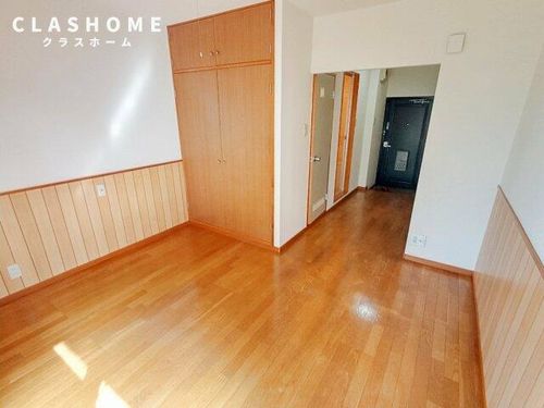 タウンコート末広305の居間