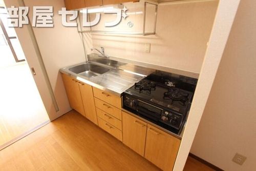 ファミーユ檀204のキッチン