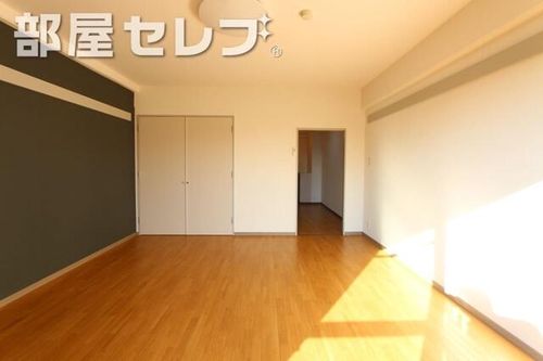 ファミーユ檀204の内装