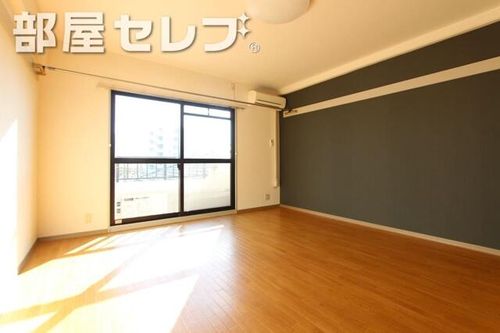 ファミーユ檀204の内装