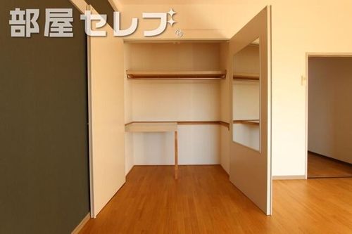 ファミーユ檀204の内装
