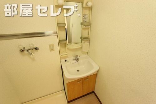 ファミーユ檀204の内装
