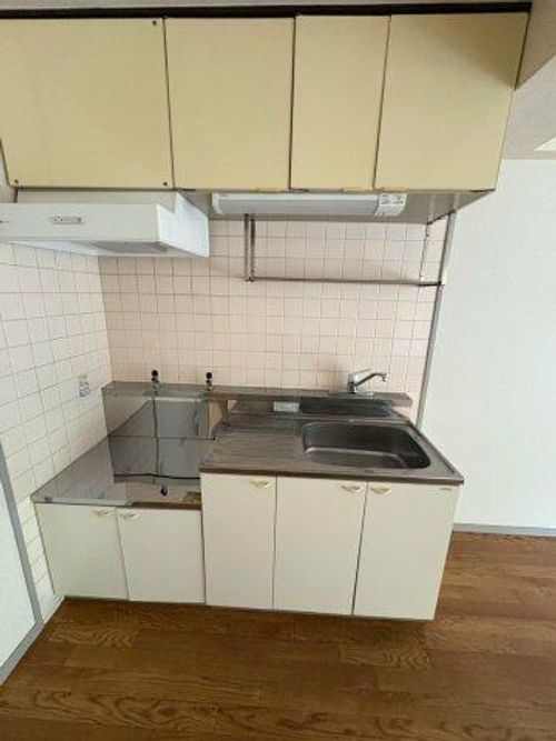 第2みゆきビル305のキッチン