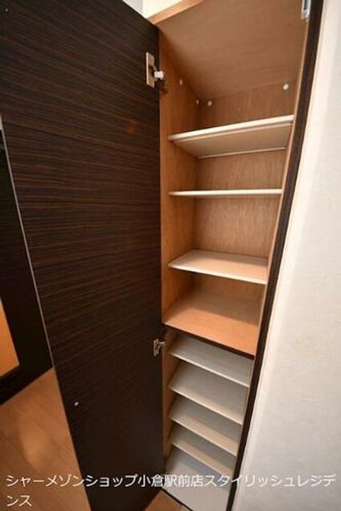 No.63 オリエントキャピタルタワーの内装