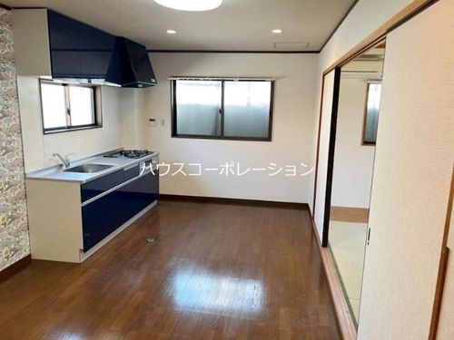 兵庫県尼崎市杭瀬本町1丁目(マンション)の賃貸物件の居間