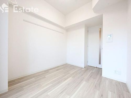 プレサンスNAGOYAシティオ905の居間