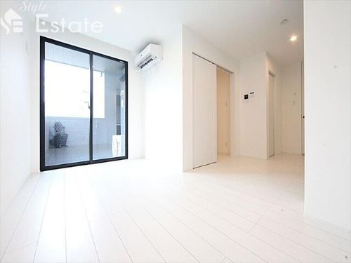 愛知県名古屋市中村区塩池町1丁目(アパート)の賃貸物件の居間