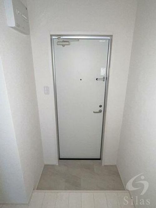 大阪府門真市向島町(アパート)の賃貸物件の玄関