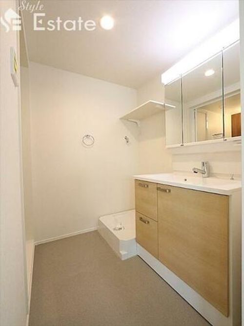 ヴィラ セレステ 八番の内装