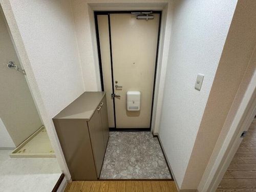 大阪府豊中市待兼山町(マンション)の賃貸物件の玄関