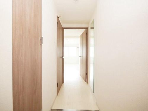 北海道札幌市中央区南二十二条西9丁目(マンション)の賃貸物件の玄関