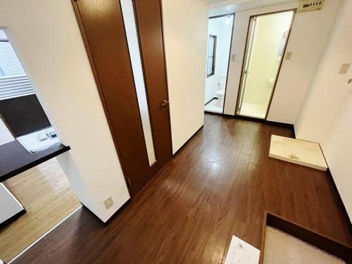 シャルムコートの居間