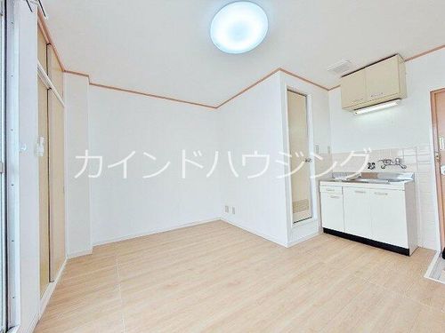 ロイヤル遠里小野の内装