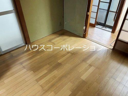 兵庫県尼崎市浜3丁目(テラスハウス)の賃貸物件の居間