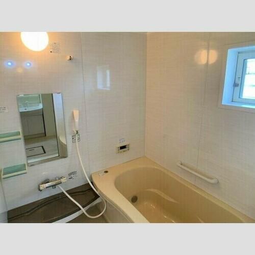 サン・アベニュー吉祥 A棟2の風呂