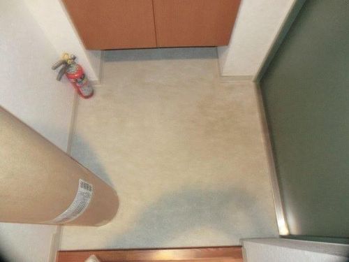 イーストパーク201の玄関