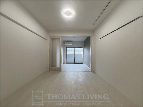 福岡県北九州市若松区童子丸1丁目(マンション)の賃貸物件の居間