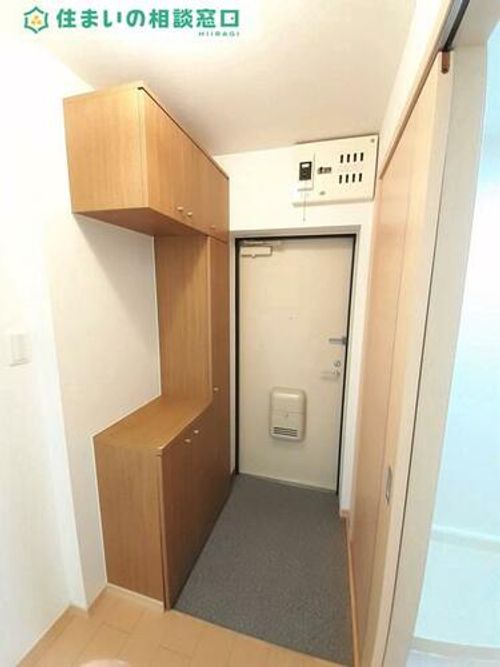 愛知県西尾市田貫1丁目(マンション)の賃貸物件の玄関