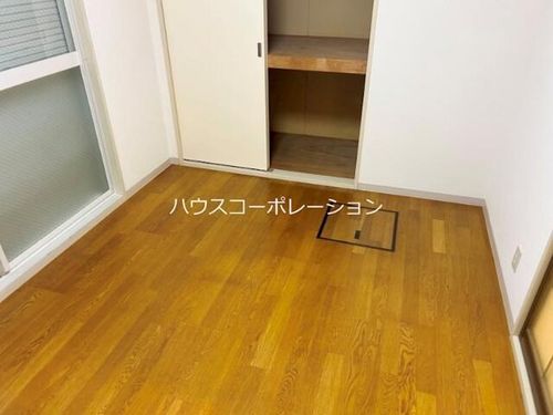 パシフィック塚口の居間