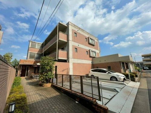 コーポラスヤスイの外観