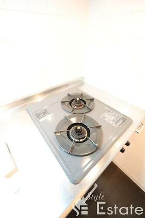 プレミアムコート名古屋金山インテルノ901のキッチン