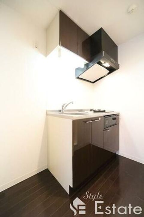 プレミアムコート名古屋金山インテルノ901のキッチン