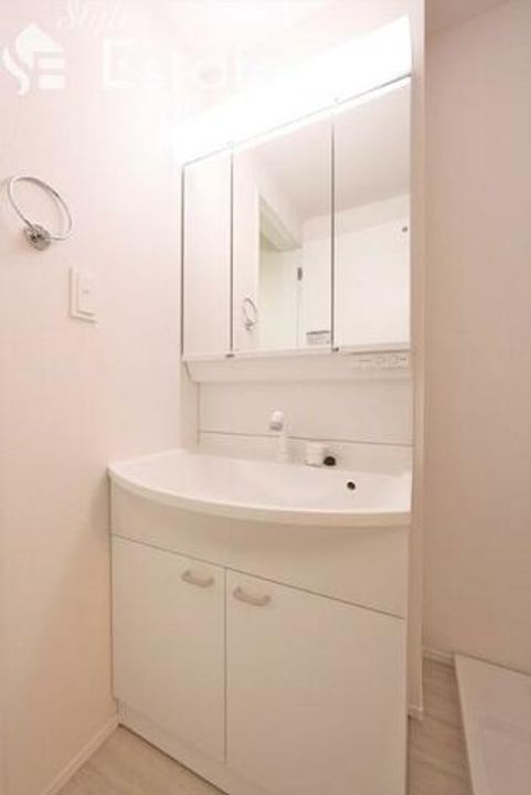 Anecis桜山西の内装